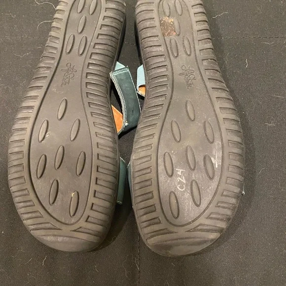 lifestride sandals - Picture 2 of 4